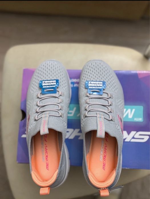 Adidasi Skechers nr 35,5, gray