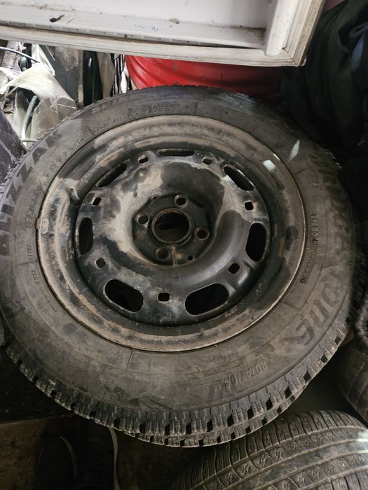 Продам резину с дисками на 14