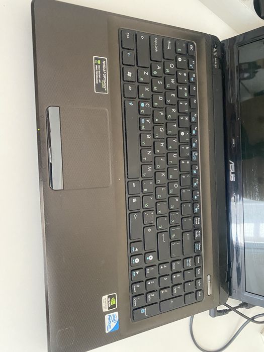 Ноутбук ASUS K52j