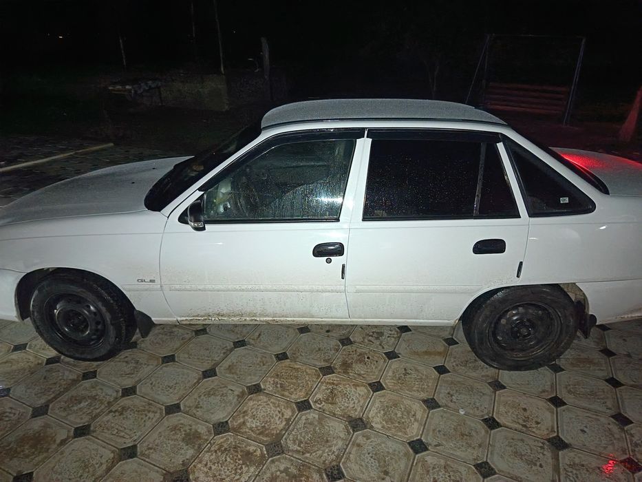 Nexia 2 2014yil toza mashina