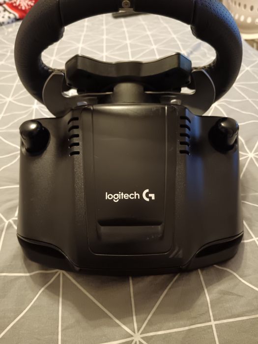Logitech G920 Волан и педали + ръчка подарък
