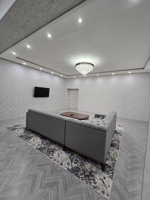 Айбек м. 3 ком GABUS с ремонтом укомплектованая