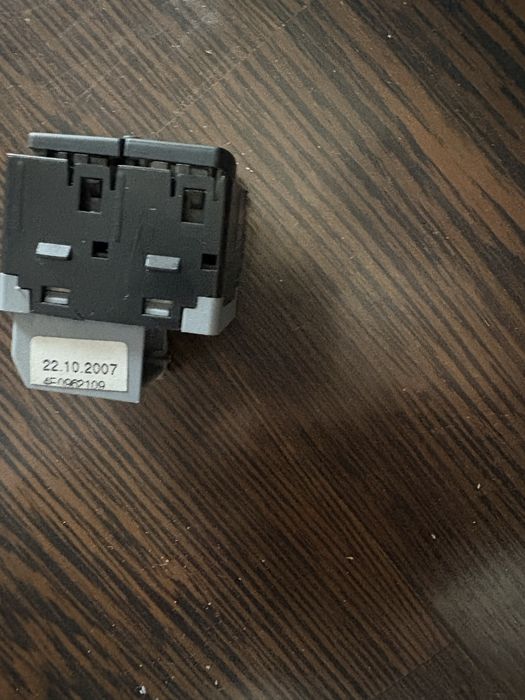 Продават се Части за Audi A8 d3