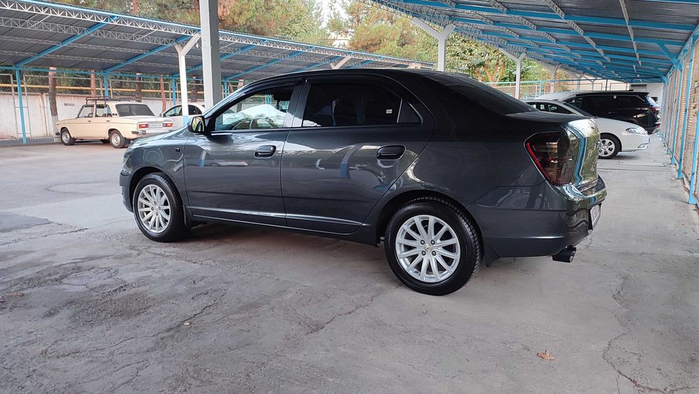 Продам свой Cobalt LT МКПП с маленьким пробегом