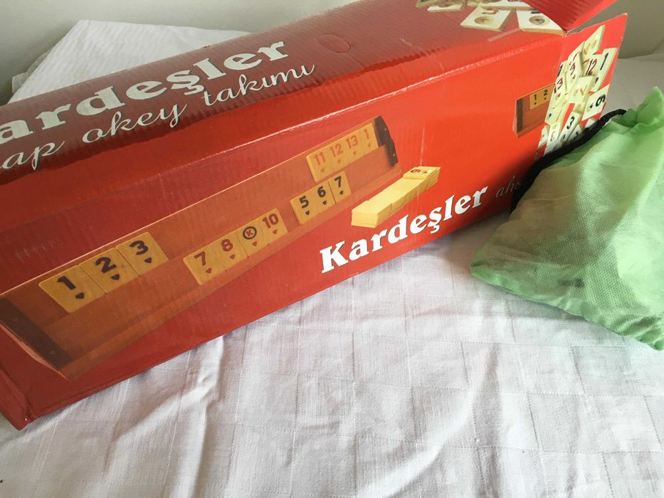 Remi Rummy NOU lemn masiv - calitate excelenta. SIGILAT!