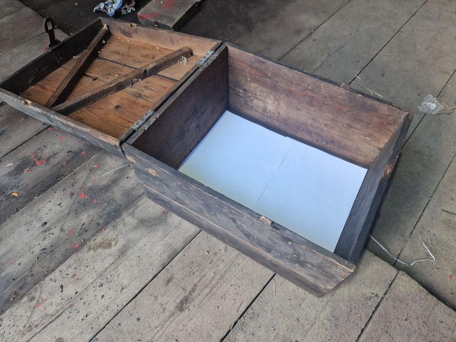 Продам ящик чемодан