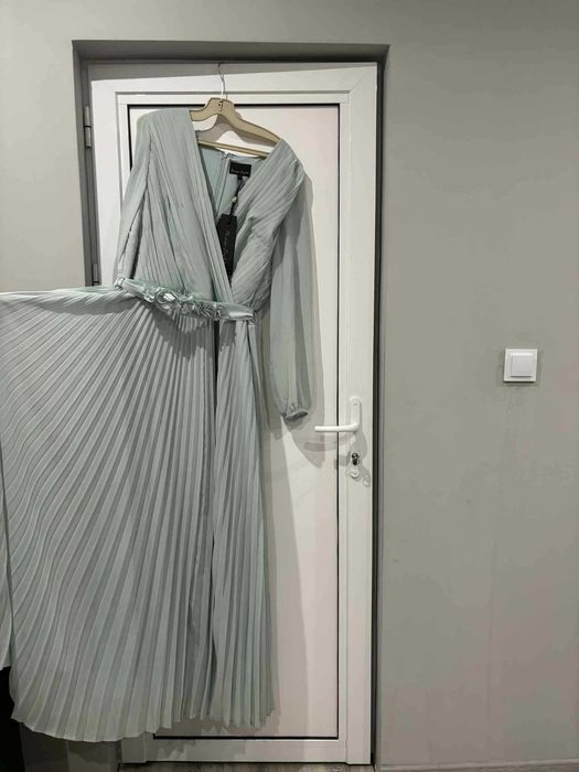 Официална дамска рокля!