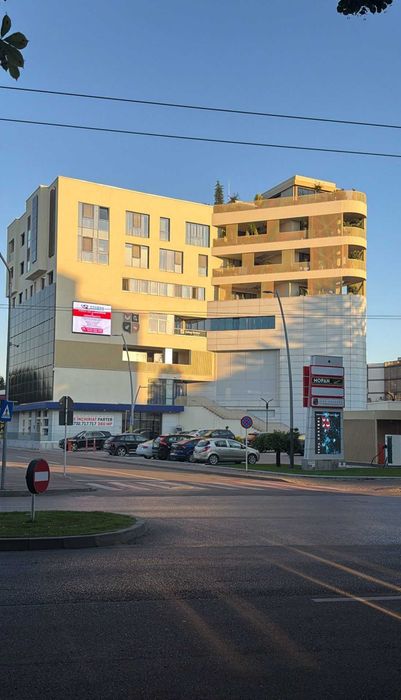 Spațiu Comercial de Închiriat – 370 mp – Ultracentral | Posibilitate Compartimentare – Spații de la 50 mp