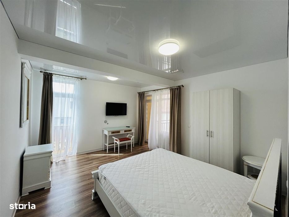 Casa tip duplex, 177 mp utili, 3 locuri de parcare - Selimbar