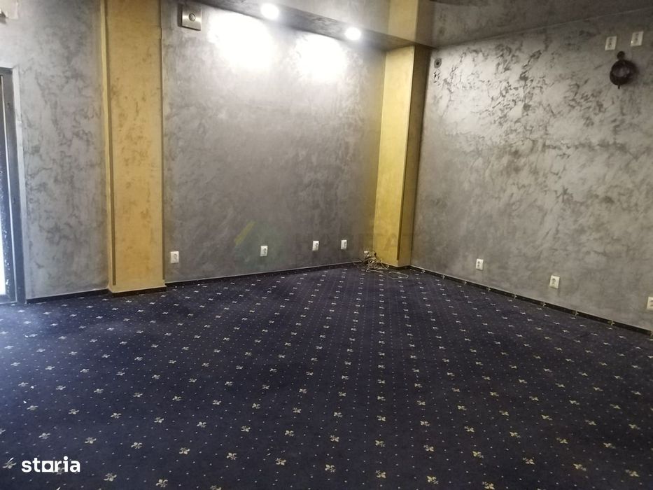 Spatiu Comercial amenajat 70mp / Otopeni central