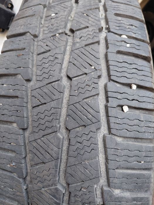 235/65/16С" Michelin 2бр.гуми