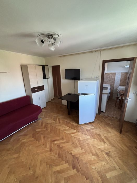 Apartament cu 2 cam de inchiriat zona centrala