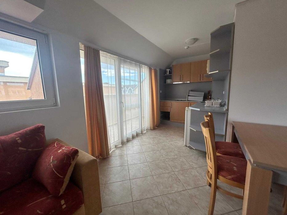 Продава се Двустаен апартамент в к.к. Слънчев бряг - 62 кв.м за 1000 €/кв.м - Снимка #1