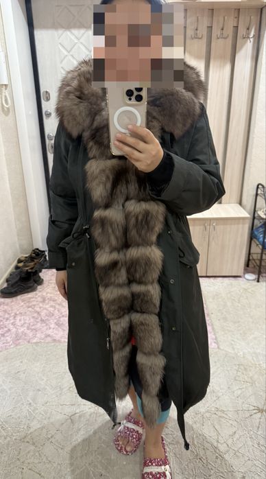 Продам недорого парку зимнюю