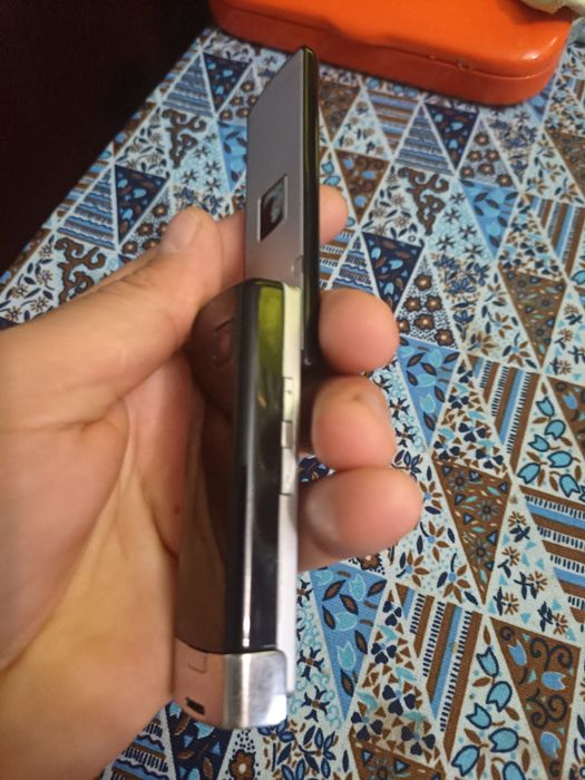 Samsung de colecție model sgh f210
