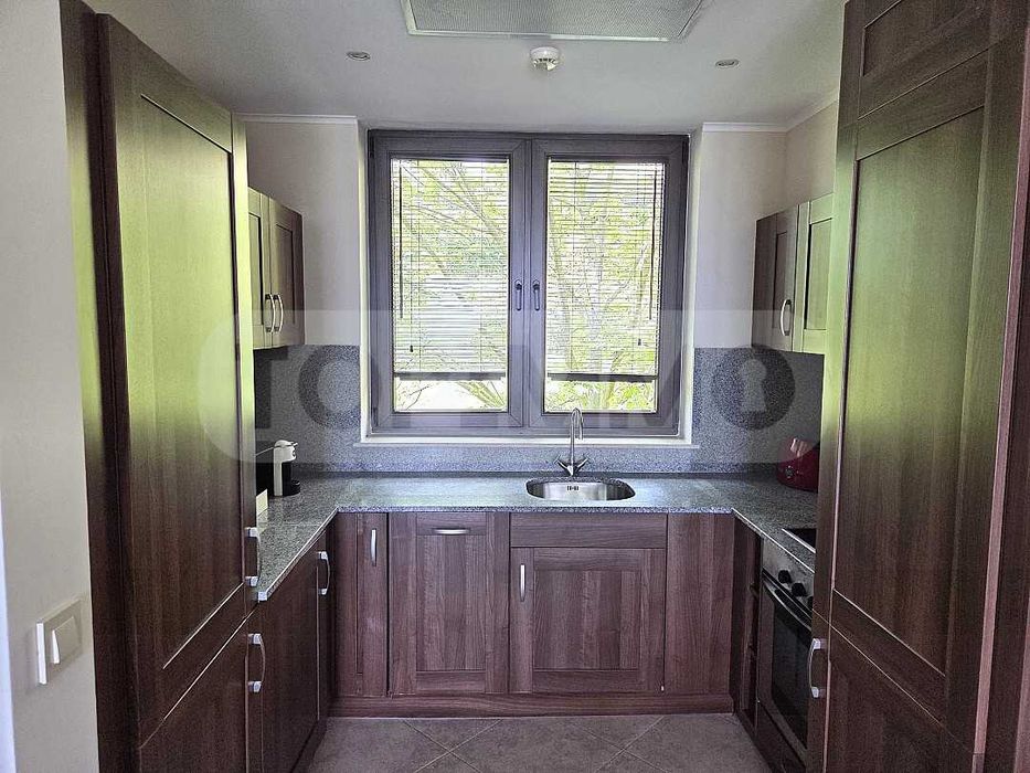 Тристаен апартамент в елитен голф комплекс Thracian Cliffs Golf Resort