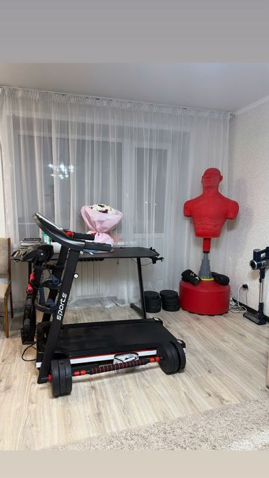 Продам 2хком квартиру район СКГУ.