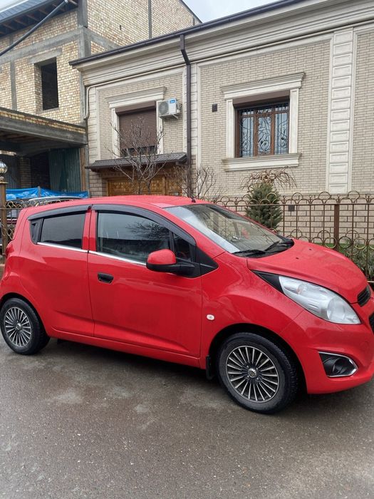 Спарк кизил сотилади