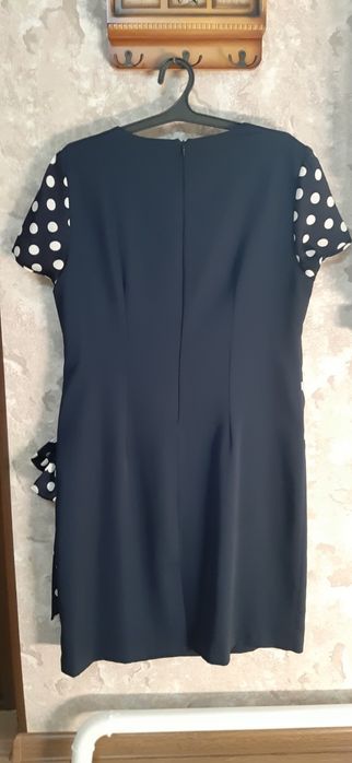 Продам платья, 5 разных