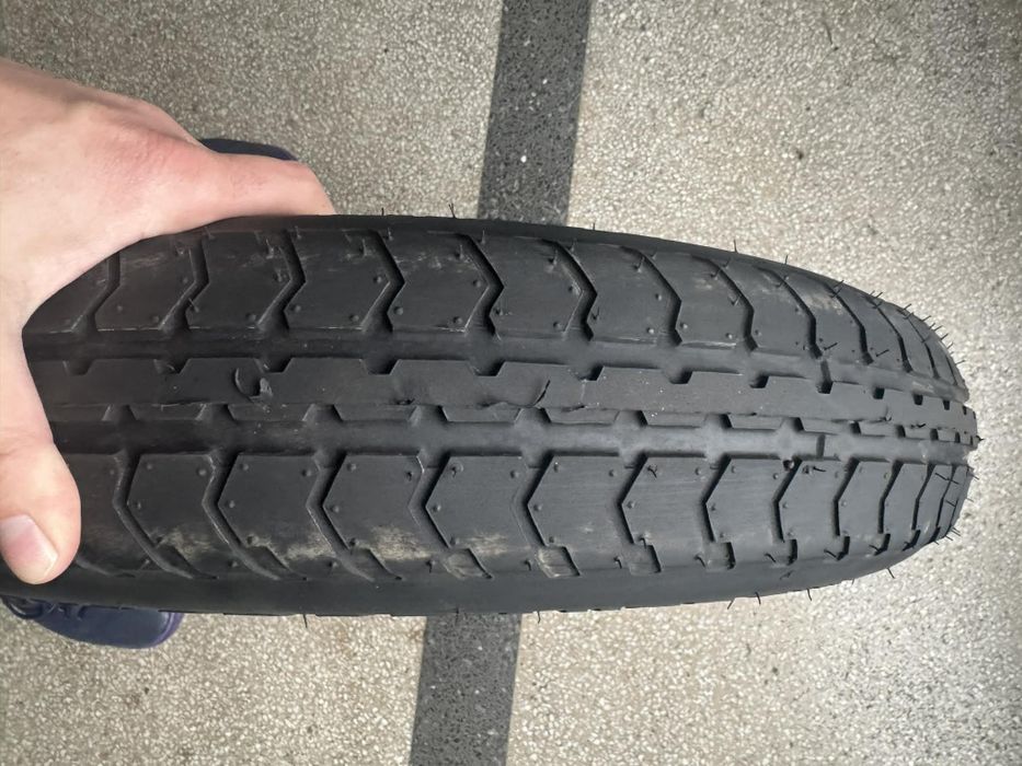 Патерица Hyundai Kona