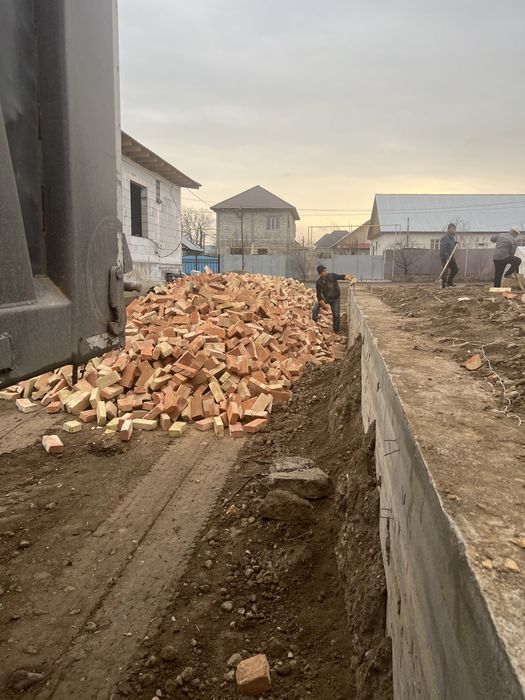 Красный кирпич рядовой