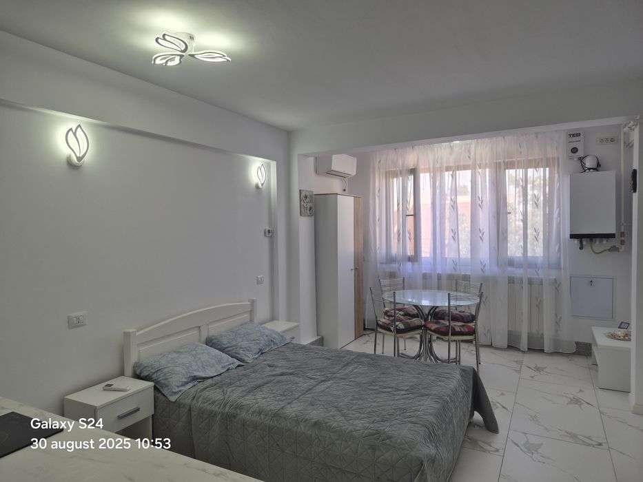 Garsoniera de vânzare