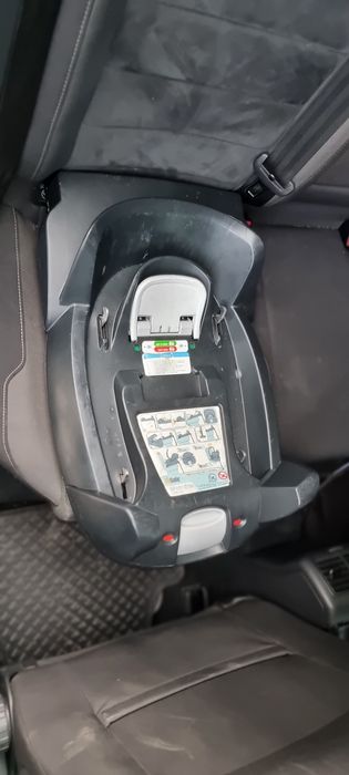 Scoica Stokke cu bază  BeSafe IZI Go  X1