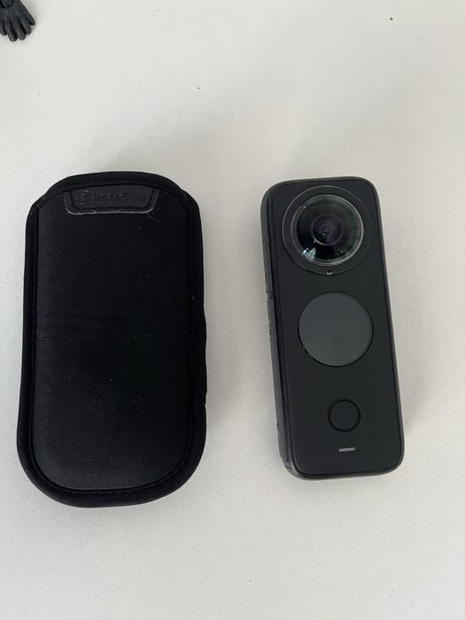 Продам insta 360 one X2