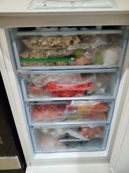 Морозильная камера Бирюса