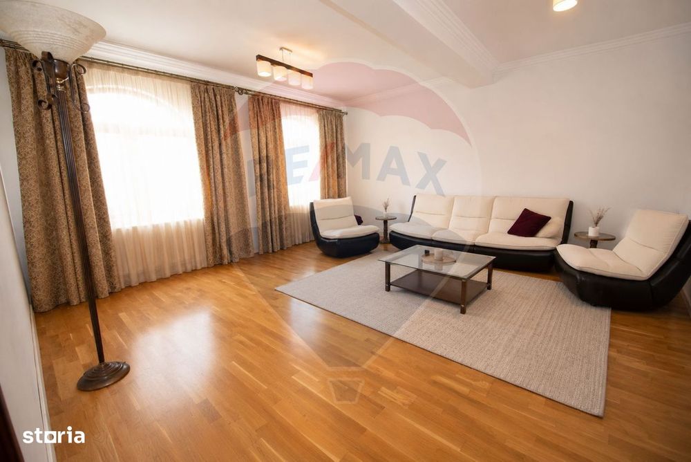 Casa de vanzare 483mp suprafata totala si teren 494mp, Sector 1