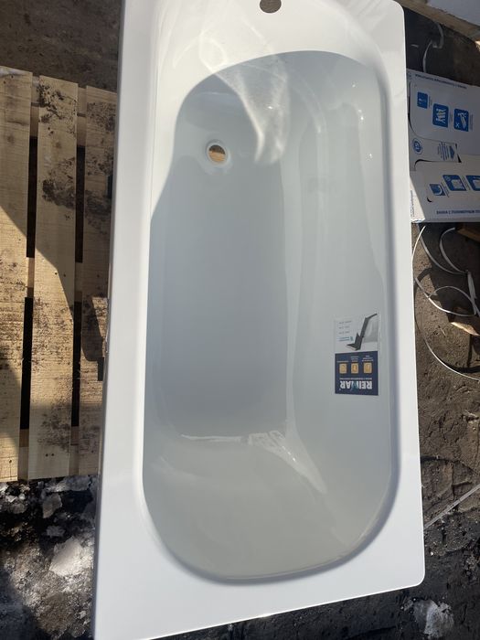 Ванны российского производства сталные и чугунный. Сантехника.