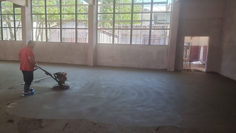 Sapa mecanizata elicopterizata Tencuiala/Beton amprentat