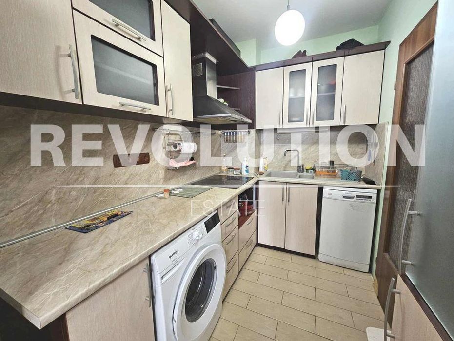 Дава се под наем Тристаен апартамент в Варна, Лятно кино Тракия - 80 кв.м за 650 € - Снимка #2