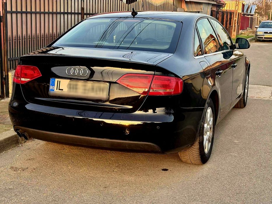 Vând Audi A4 B8.