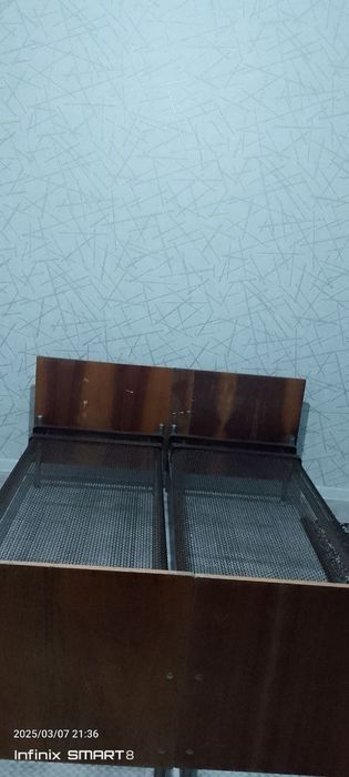 Кровать симли. Холати яхши 2та Бир хил