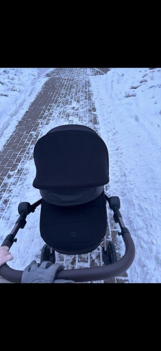 Продам коляску anex iq