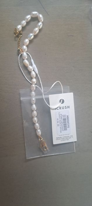 Bijuterii de vanzare la jumatate din pretul afisat