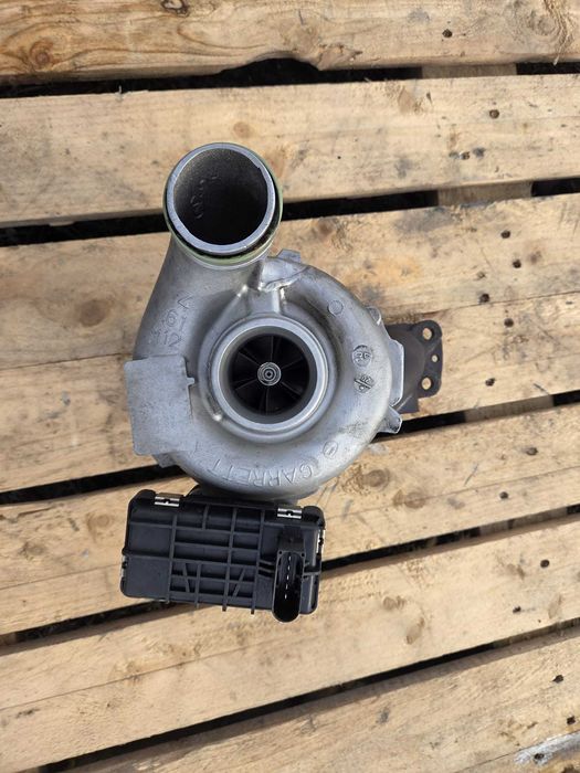 Turbina turbosuflanta Mercedes 3.0 OM642 E350,CLS 350 A6420909580