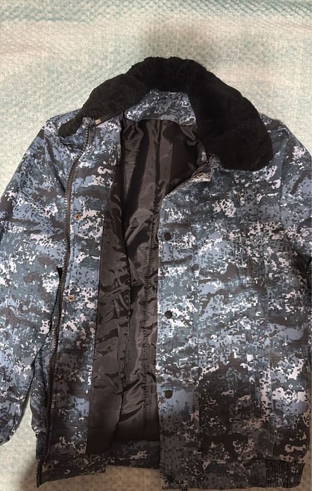 Камуфляжная куртка зимняя новая