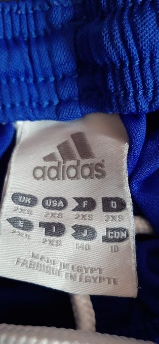 Set ADIDAS marime 9-10 ani 140 cm