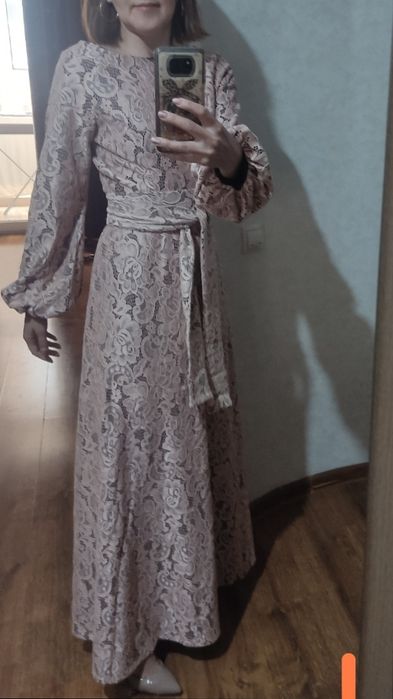 Продам платье вечернее.