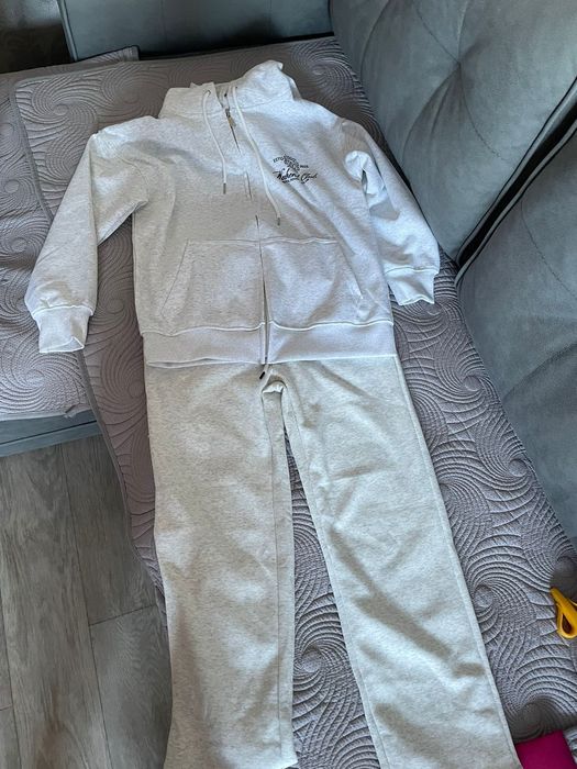 Спортивный костюм