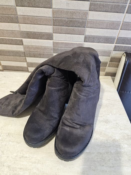 Cizme dama marimea 36.5