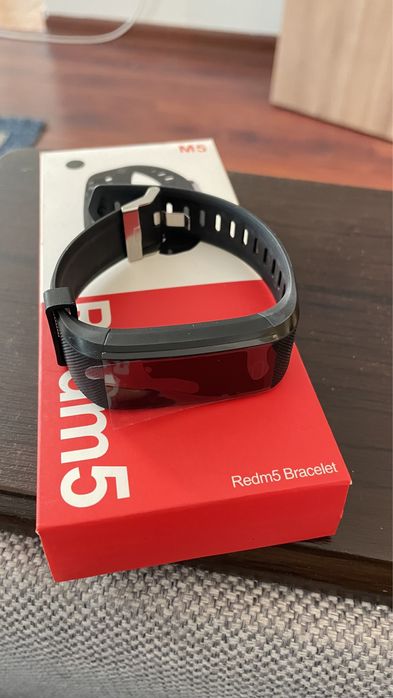 Смарт браслет