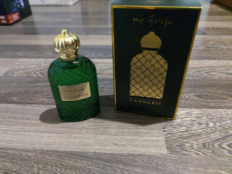 My geisha Cannabis