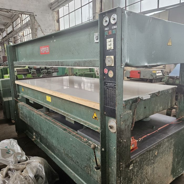 Топла преса с нагреватели 2500мм.х 1300мм.