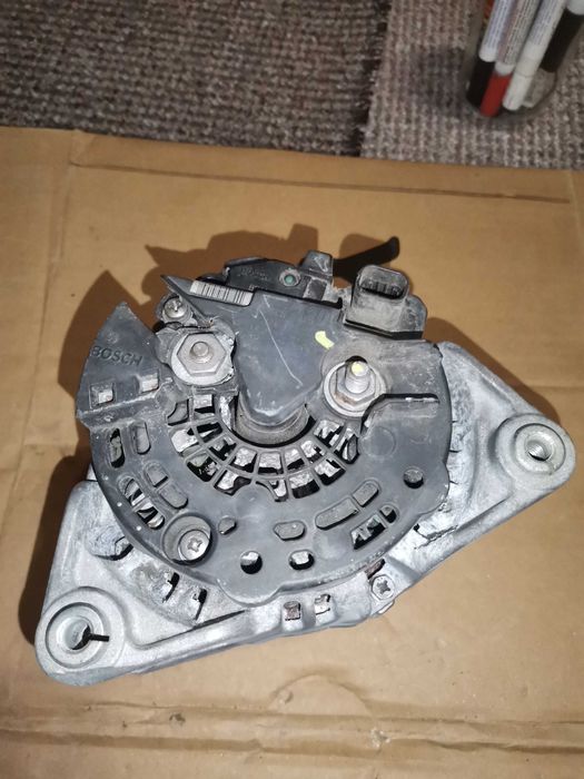 Динамо/Алтернатор за Опел Корса Д/Opel Corsa D 2012 A 12 XER  1.2