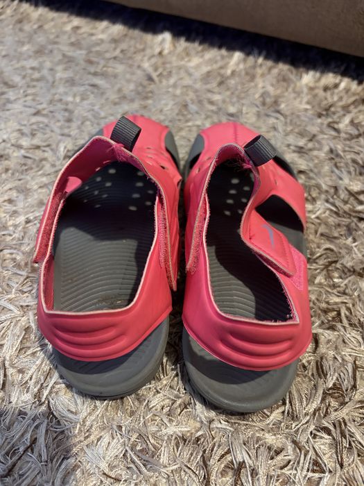 Сандали Nike 35 номер