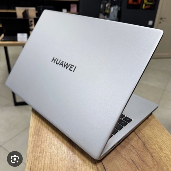 Huawei mateBook D16