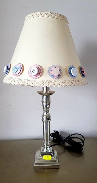 Candelabru/veioze vechi din bronz ceramică și lemn